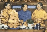 Mao Zedong (center) with the Dalai Lama (right), early 1950s